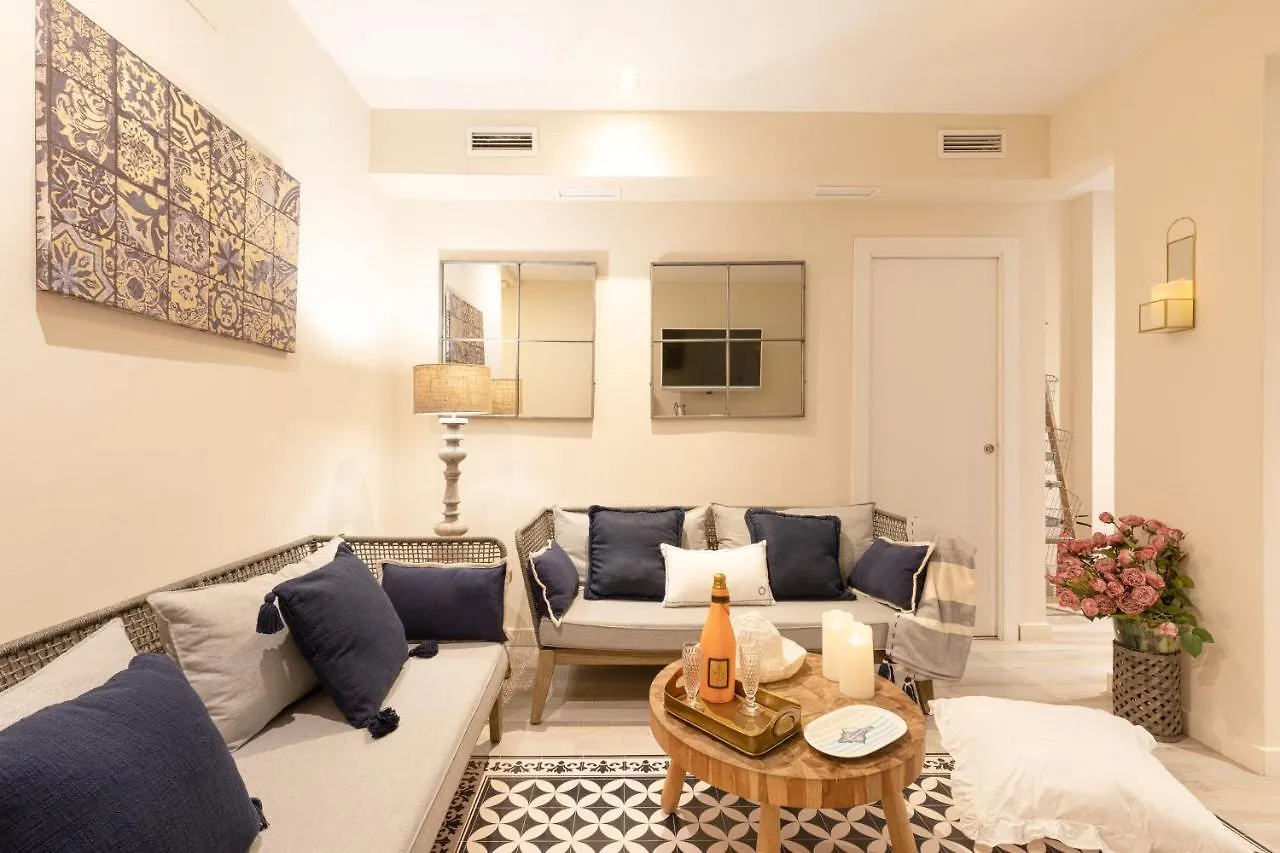 Chic Apartments バルセロナ 0*,