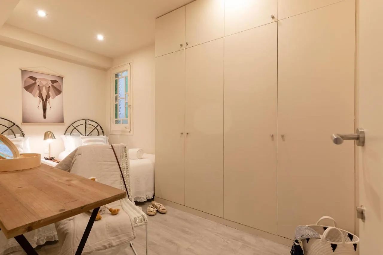 Chic Apartments Barcelona