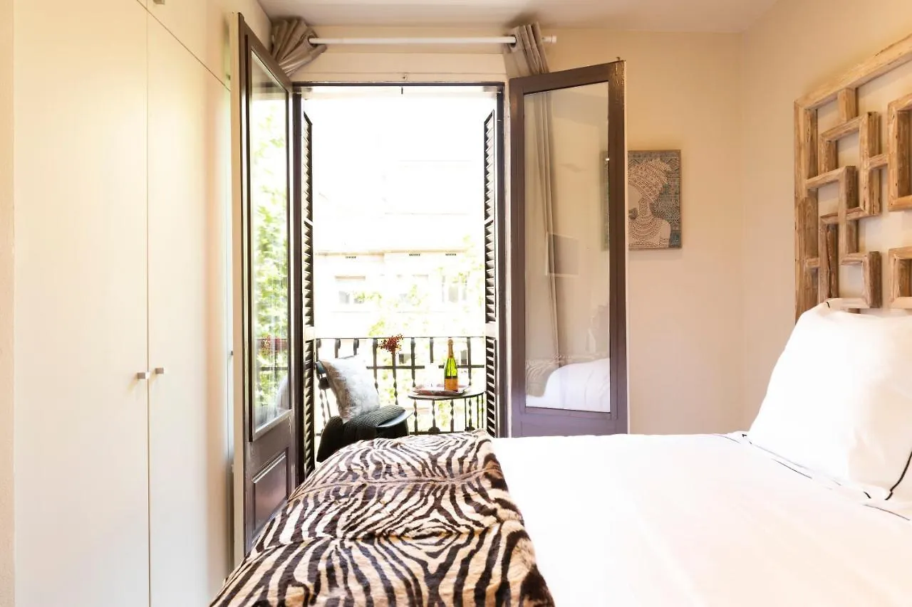 Chic Apartments Barcelona 0*,  Spain