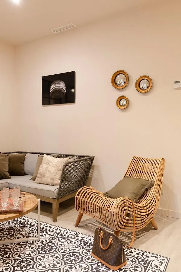 Chic Apartments Barcelona